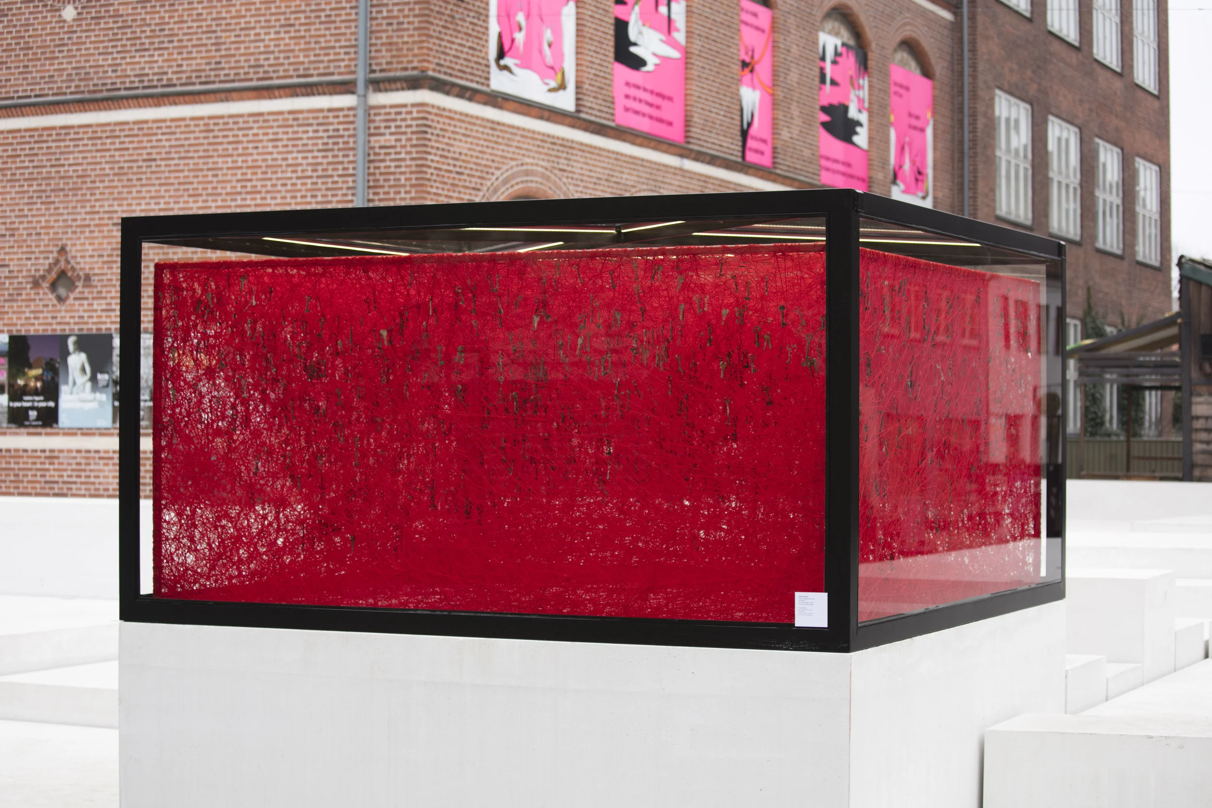 CHIHARU SHIOTA–塩田千春